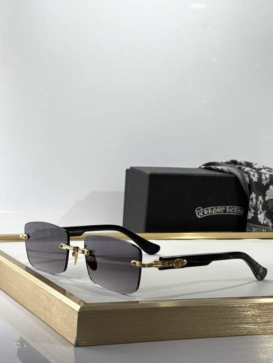 Picture of Chrome Hearts Sunglasses _SKUfw76325150fw